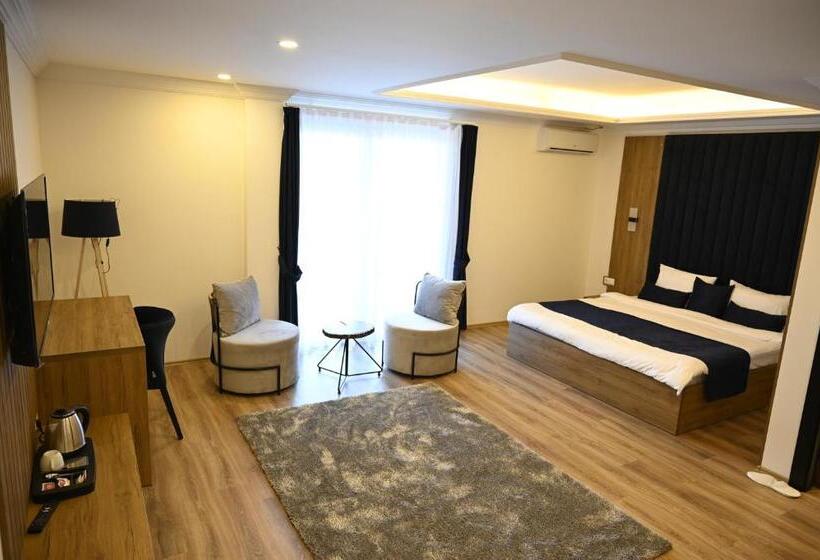 اتاق استاندارد با تراس, La Ruota Hotel Sharr