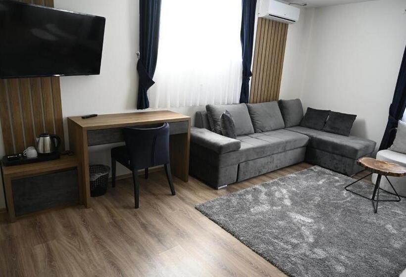 اتاق استاندارد, La Ruota Hotel Sharr