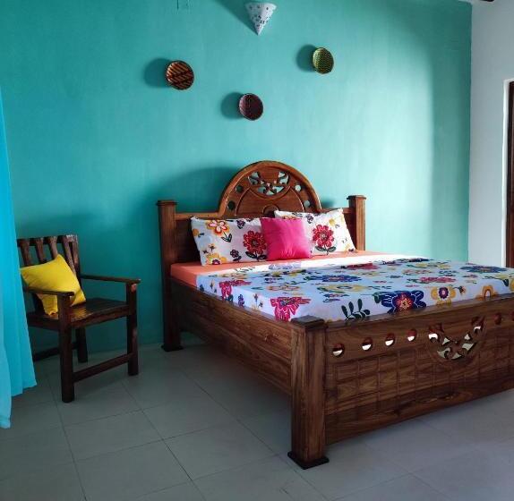 اتاق استاندارد با چشم‌انداز باغ, Secret Place Hotel By Hello Tanzania Tours& Safaris