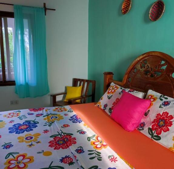 اتاق استاندارد با چشم‌انداز باغ, Secret Place Hotel By Hello Tanzania Tours& Safaris