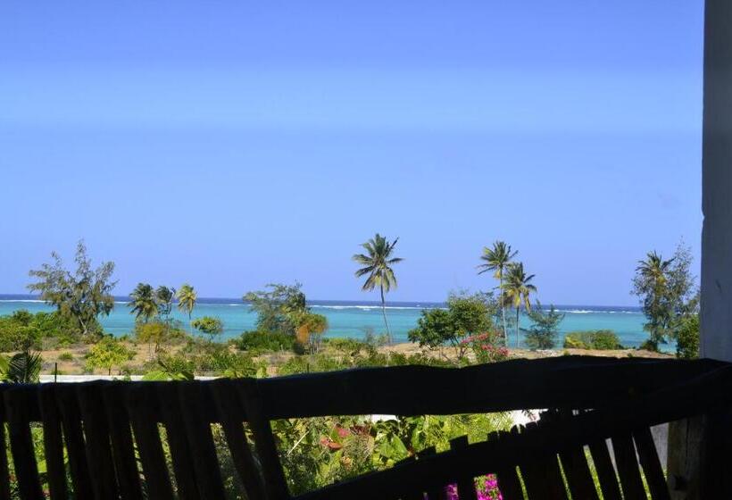 اتاق خانوادگی, Secret Place Hotel By Hello Tanzania Tours& Safaris