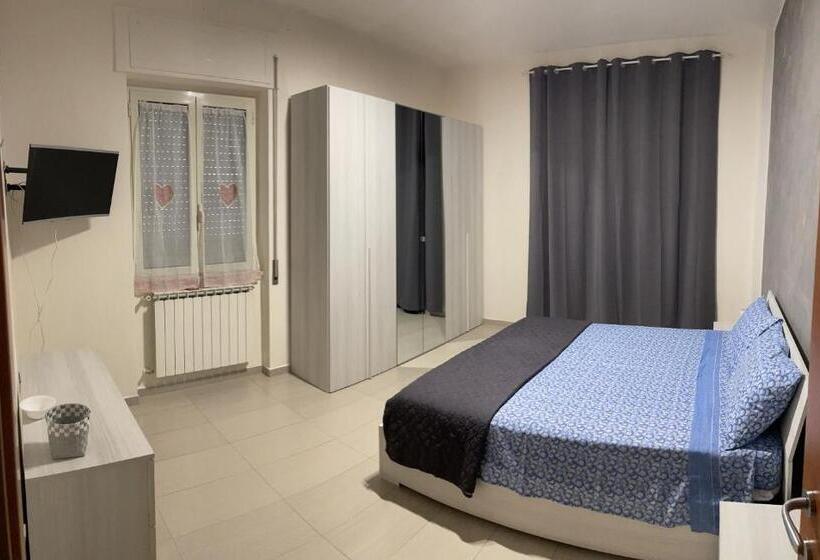 آپارتمان لوکس 1 خوابه, B&b L’attico E La Ballata