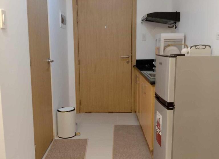 استودیوی استاندارد, Gk S Condotel