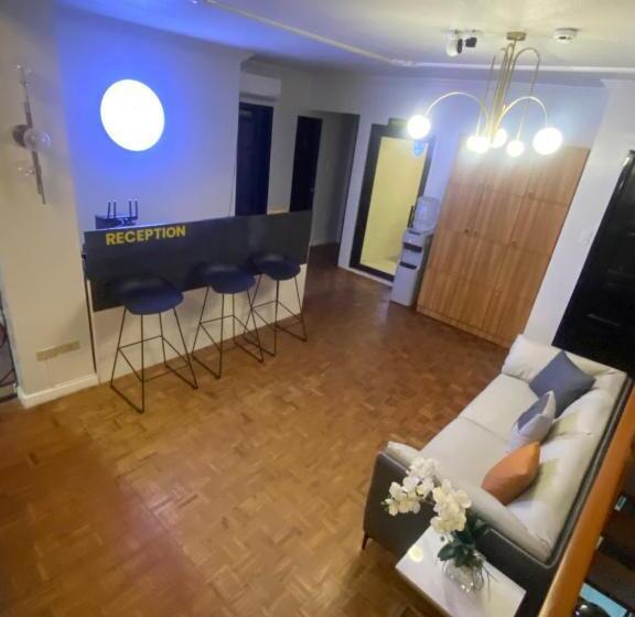 Апартаменты 1 Спальня Вид на Сад, Honey Suite Room At Bee Cafe Cebu