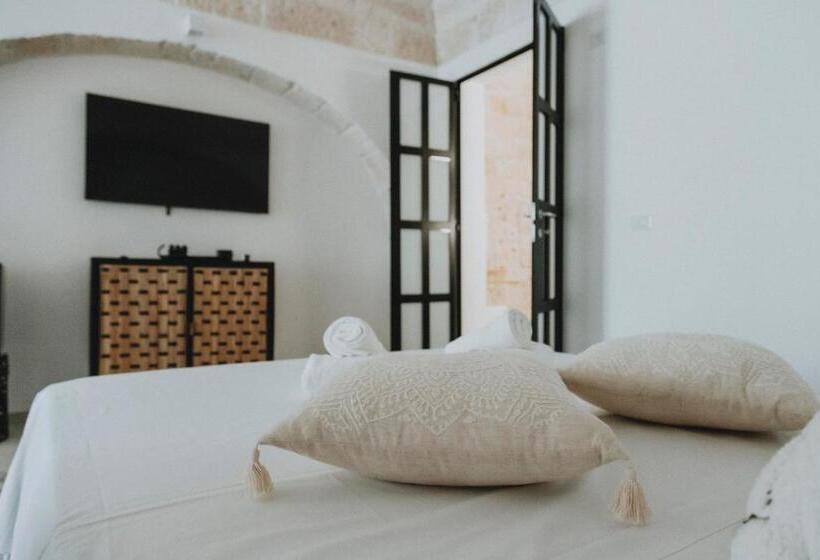 اتاق استاندارد با وان آب گرم, Al 22 Suite & Spa Luxury Experience