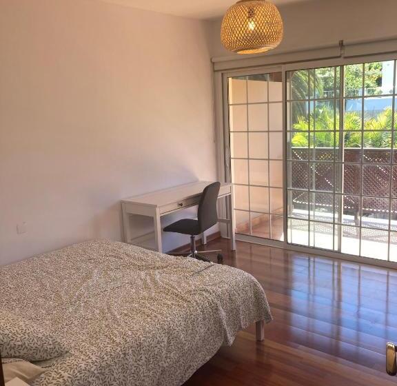 اتاق استاندارد با بالکن, Xanadu Coliving