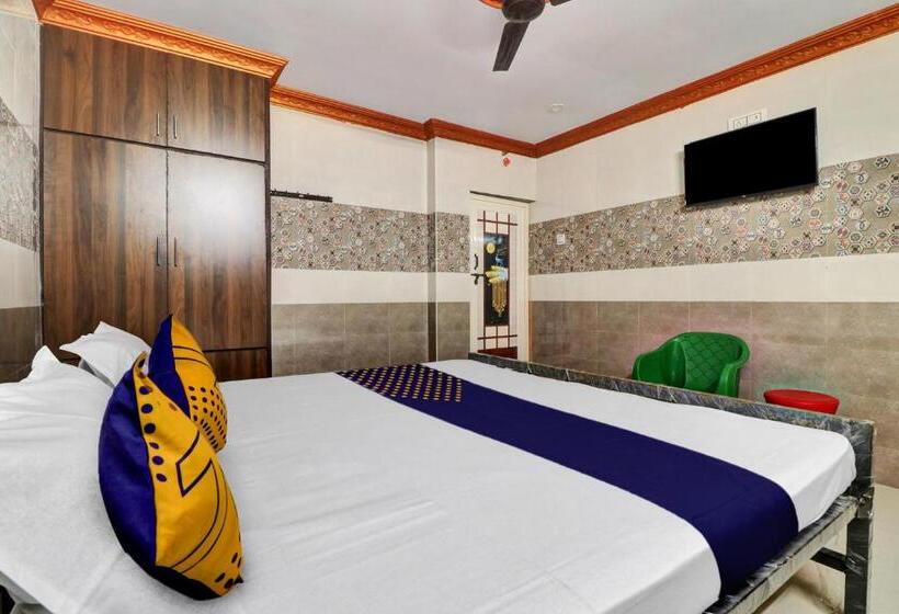 اتاق کلاسیک سه تخته, Spot On Hotel Maha Lakshmi