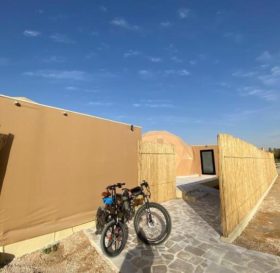 سوییت, منتجع جلامبنغ   Glamping Resort