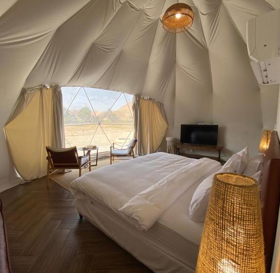 سوییت, منتجع جلامبنغ   Glamping Resort