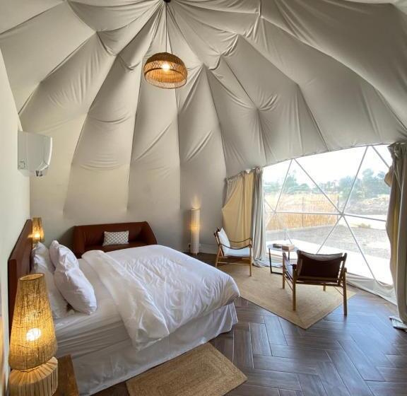سوییت با چشم‌انداز کوه, منتجع جلامبنغ   Glamping Resort