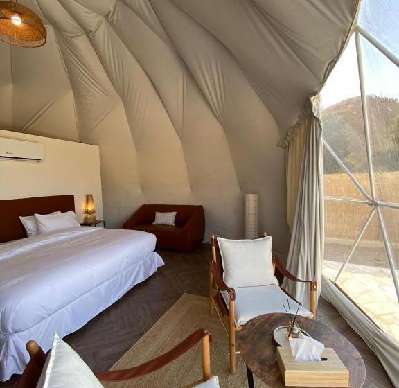 سوییت با چشم‌انداز کوه, منتجع جلامبنغ   Glamping Resort