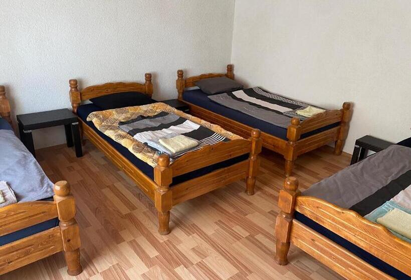 اتاق استاندارد چهار تخته, Guest House Bozvill