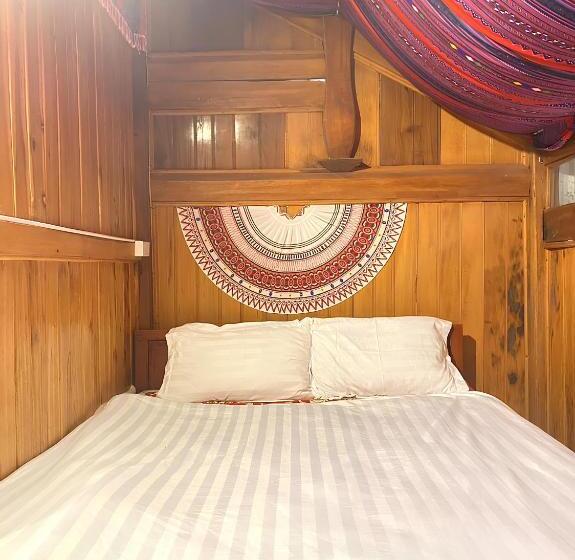 اتاق استاندارد با تخت بزرگ, Lanh Sapa Homestay