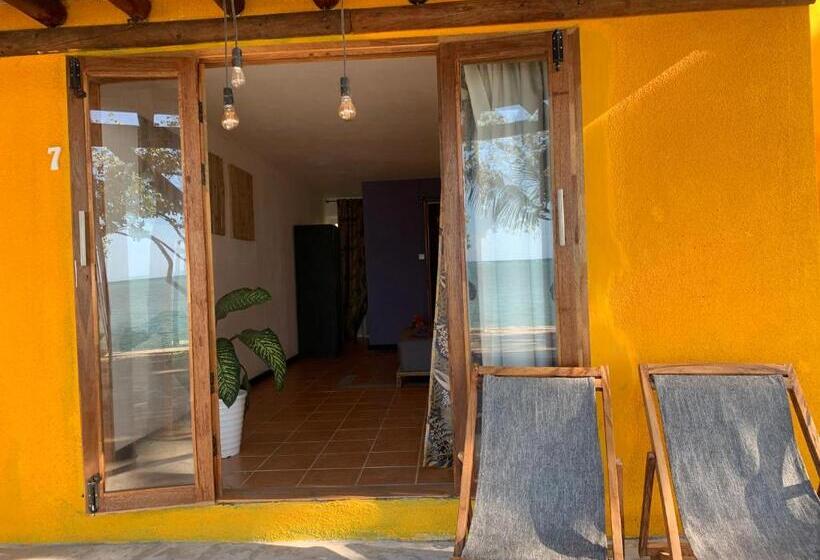 اتاق خانوادگی, Bon Vivant Front De Mer   Ile Rodrigues