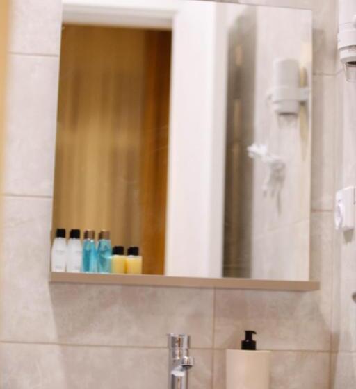 اتاق اکونومی, Taksim Nacre 360 Suit