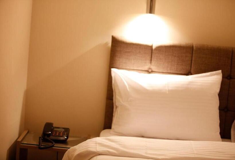 اتاق اکونومی, Taksim Nacre 360 Suit