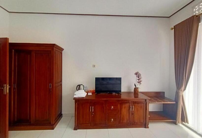 اتاق استاندارد با بالکن, Edu Hotel Hotel Educational