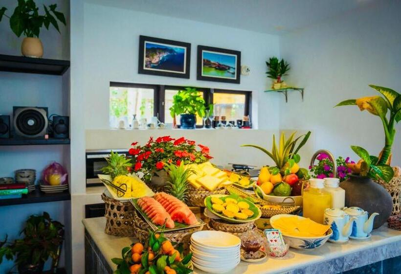 سوییت, Cozy Beach Villa Hoi An