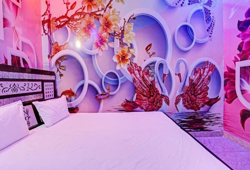 اتاق کلاسیک سه تخته, Oyo Ajay Guest House