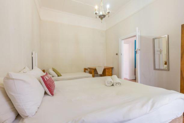 带共用浴室的标准房间, Green Elephant Backpackers