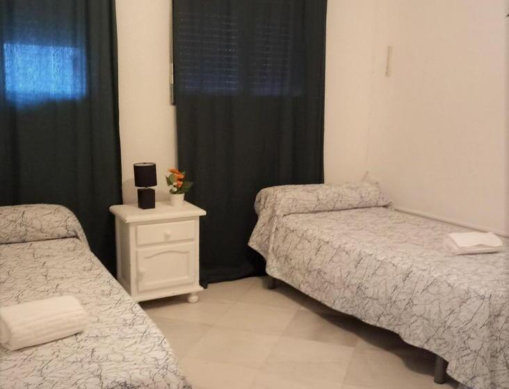 اتاق اکونومی, Sevilladream