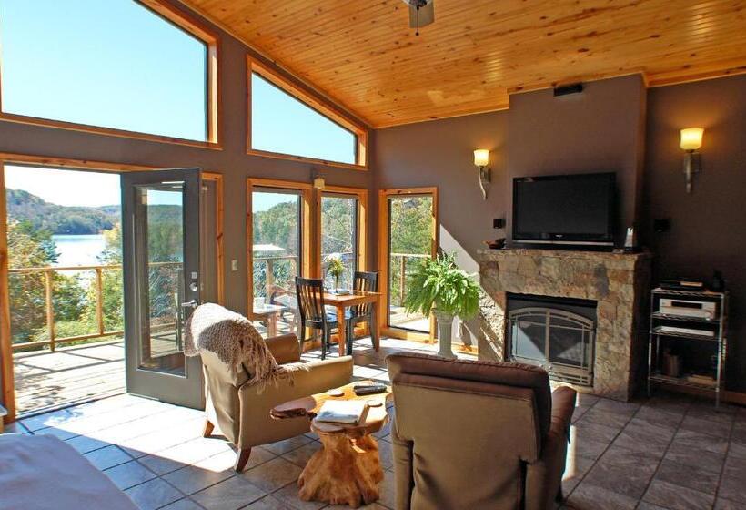 בקתה, Beaver Lakefront Cabins   Couples Only Getaways
