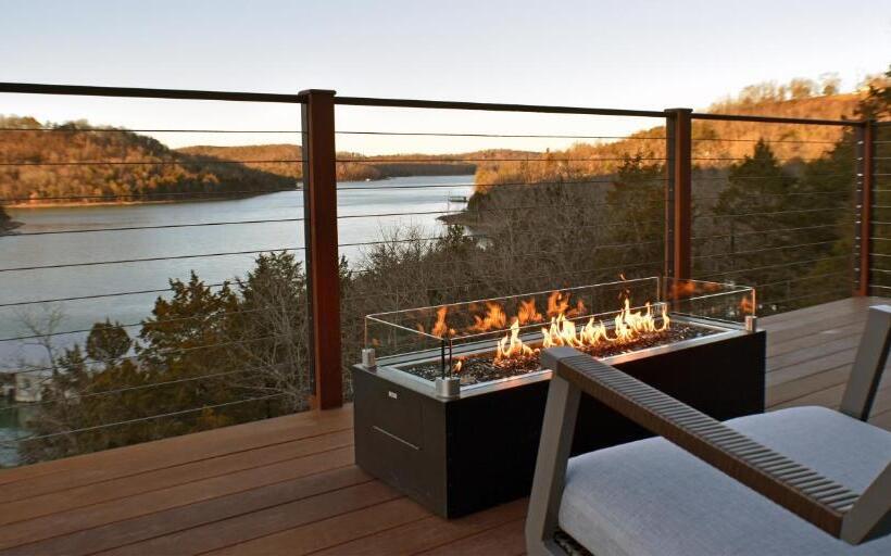 סוויטת סופריור, Beaver Lakefront Cabins   Couples Only Getaways