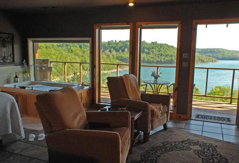 Suite with lake view, Beaver Lakefront Cabins   Couples Only Getaways