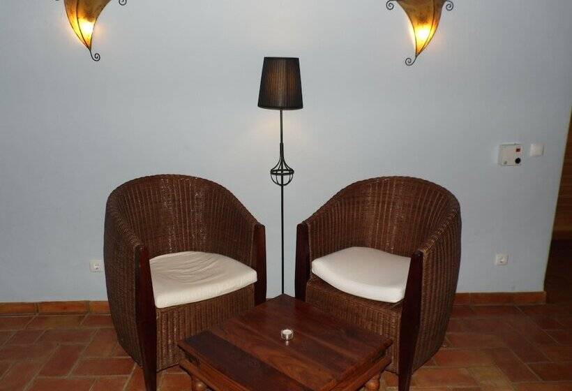 سوییت جونیور, Casa Vicentina