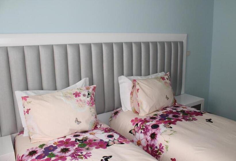 اتاق استاندارد با سرویس بهداشتی مشترک, Grande Oceano Guest House