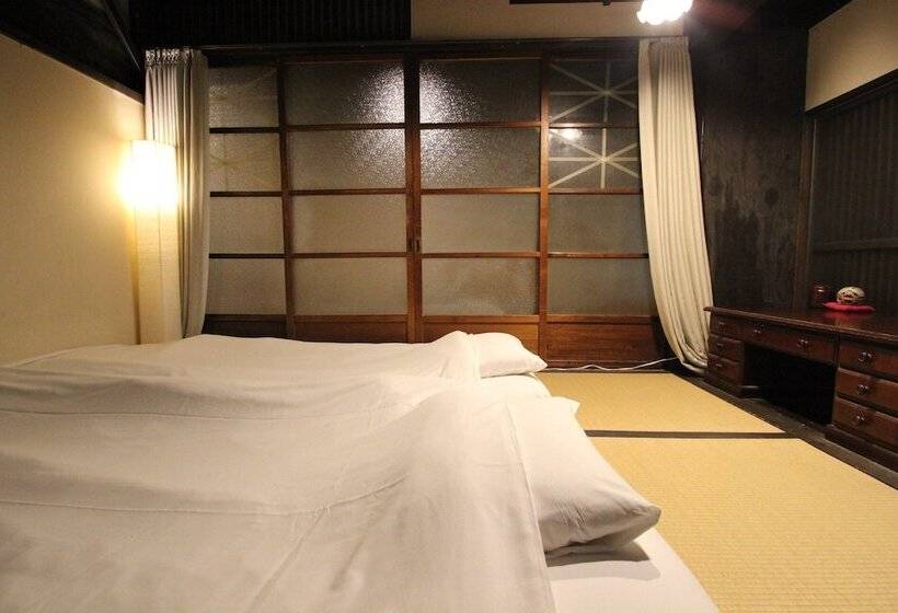 اتاق استاندارد, Haruya Higashiyama