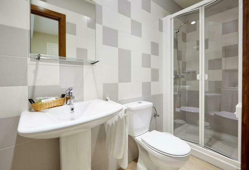 اتاق استاندارد, Hostal Campo Nuevo