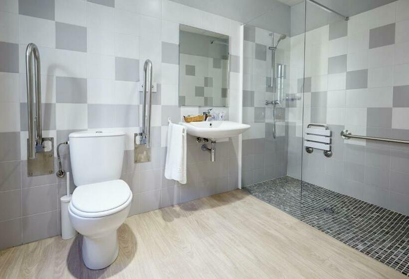 سوییت, Hostal Campo Nuevo