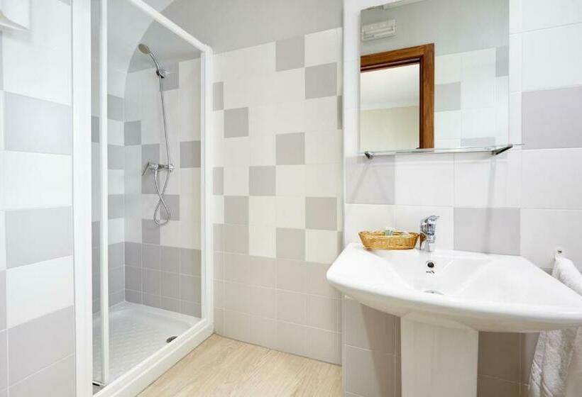 اتاق استاندارد, Hostal Campo Nuevo