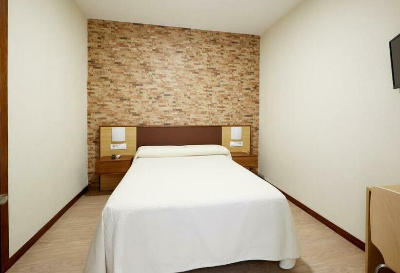 اتاق استاندارد, Hostal Campo Nuevo