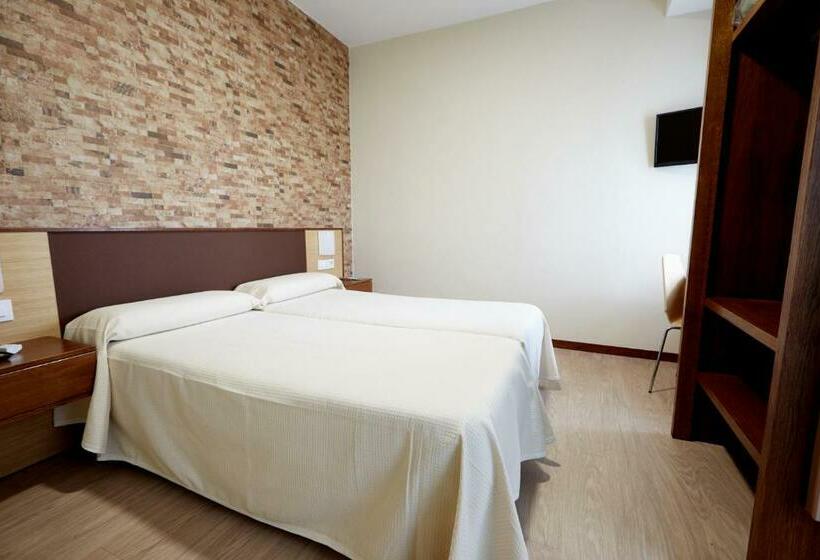 اتاق استاندارد, Hostal Campo Nuevo
