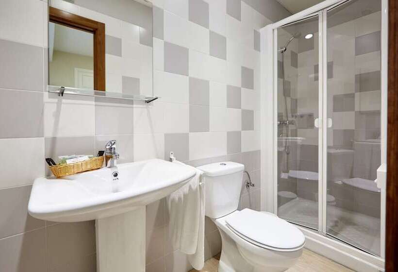 اتاق استاندارد, Hostal Campo Nuevo