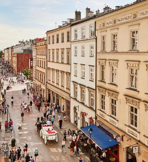 1 Bedroom Apartment City View, Krakow For You Main Square Apartments