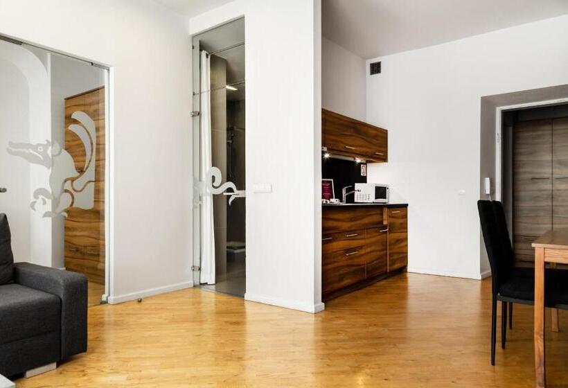 آپارتمان 1 خوابه با چشم‌انداز, Krakow For You Main Square Apartments