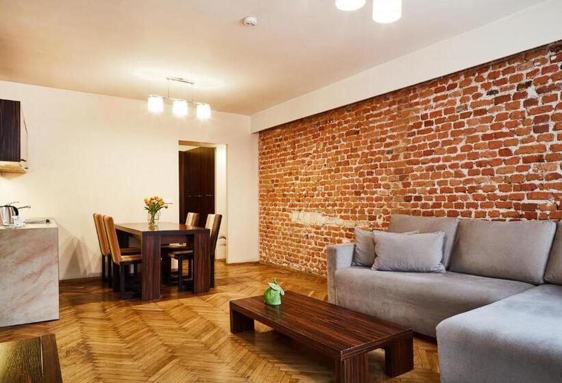 آپارتمان 1 خوابه با چشم‌انداز, Krakow For You Main Square Apartments