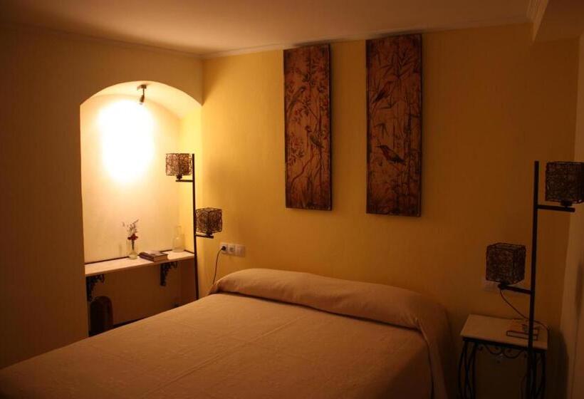 سوییت جونیور, La Posada Del Infante
