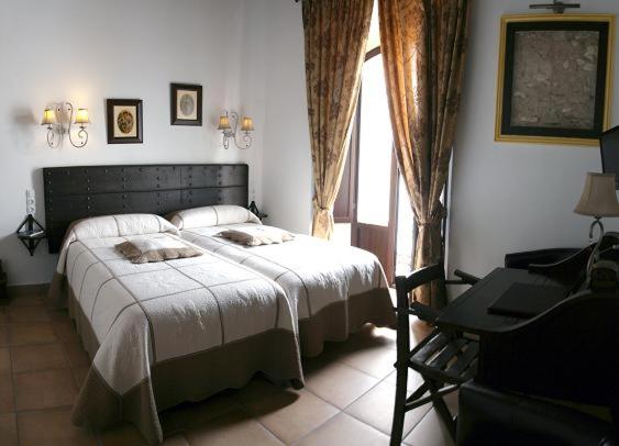 اتاق لوکس با بالکن, La Posada Del Infante