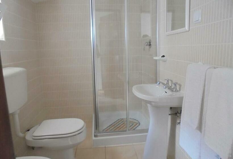 اتاق استاندارد, Lagos City Center Guest House & Hostel