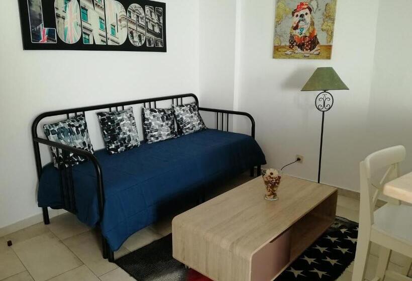 آپارتمان 1 خوابه با بالکن, Lagos City Center Guest House & Hostel
