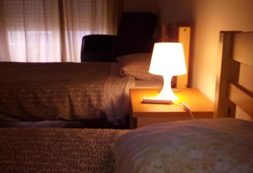 اتاق استاندارد سه نفره, Lagos City Center Guest House & Hostel