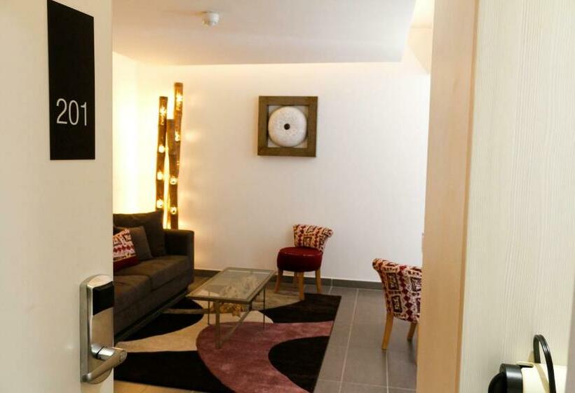سوییت, Onomo Hotel Lomé