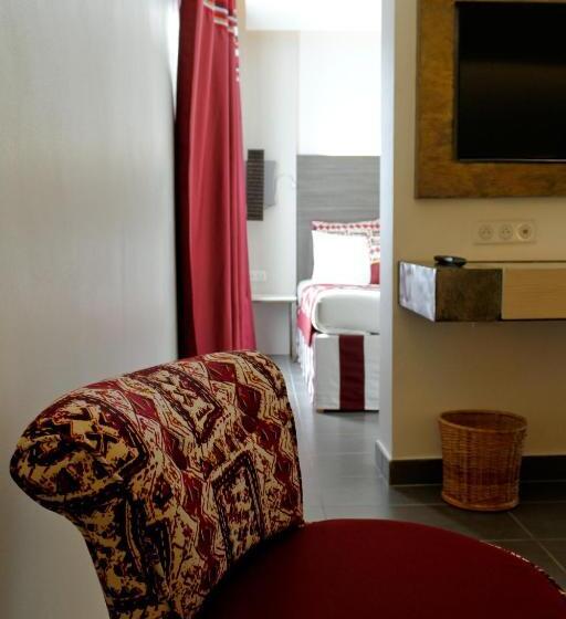 سوییت جونیور, Onomo Hotel Lomé