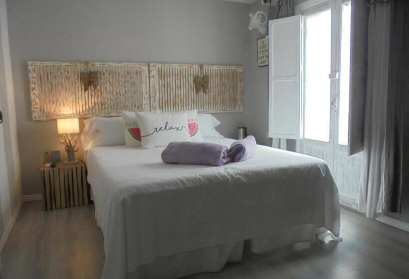اتاق لوکس, Tak Boutique Old Town