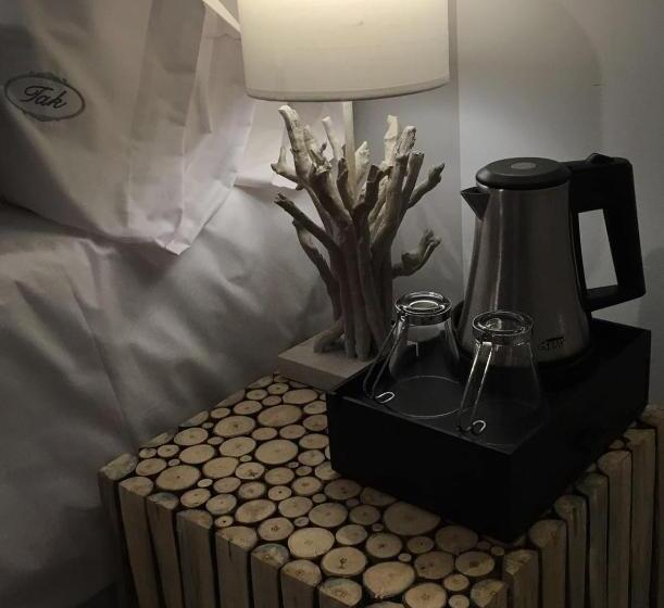 اتاق لوکس, Tak Boutique Old Town