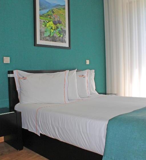 Standard Room with Balcony, Vivacity Porto